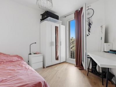 Appartement 4 pièces avec terrasse - 3 chambres A VENDRE - VILLEURBANNE - 67 m2 - 219 000 &euro;