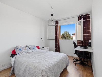 Appartement 4 pièces avec terrasse - 3 chambres A VENDRE - VILLEURBANNE - 67 m2 - 209 000 €