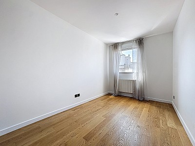 APPARTEMENT T5 A LOUER - LYON 3EME ARRONDISSEMENT - 147.73 m2 - 2450€ charges comprises par mois