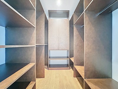 APPARTEMENT T5 A LOUER - LYON 3EME ARRONDISSEMENT - 147.73 m2 - 2450€ charges comprises par mois