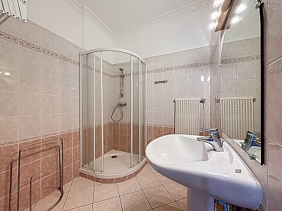 APPARTEMENT T5 A LOUER - LYON 3EME ARRONDISSEMENT - 113.86 m2 - 1696€ charges comprises par mois