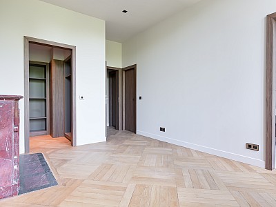 APPARTEMENT T5 A LOUER - ST CYR AU MONT D OR - 3 550 € charges comprises par mois