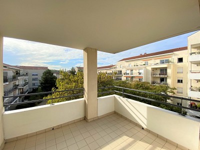 APPARTEMENT T5 - BRON - 107.54 m2 - VENDU