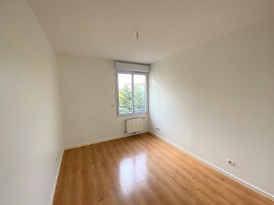 APPARTEMENT T5 - BRON - 107.54 m2 - VENDU