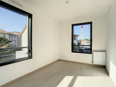 APPARTEMENT T5 A VENDRE - DARDILLY - 96 m2 - 418500 €