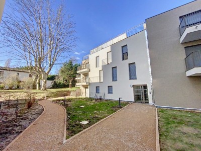 APPARTEMENT T5 A VENDRE - ECULLY - 113 m2 - 689900€