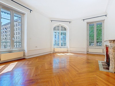 Appartement 5 pices - 4 chambres A VENDRE - LYON 3EME ARRONDISSEMENT - 135.28 m2 - 599000€