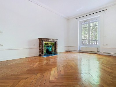 Appartement 5 pi�ces - 4 chambres A VENDRE - LYON 3EME ARRONDISSEMENT - 135.28 m2 - 569�000�&euro;