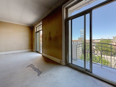 APPARTEMENT T5 A VENDRE - LYON 6EME ARRONDISSEMENT - 136 m2 - 785 000 €