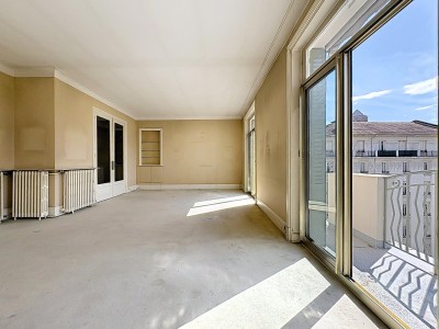 APPARTEMENT T5 A VENDRE - LYON 6EME ARRONDISSEMENT - 136 m2 - 785 000 &euro;