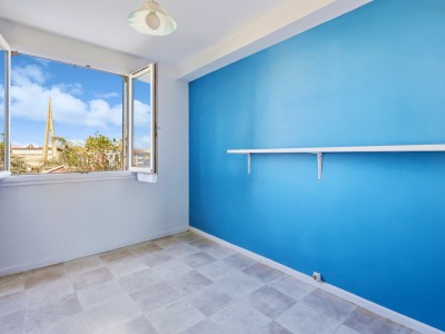 Appartement 5 pièces - 3 chambres A VENDRE - STE FOY LES LYON - 81.18 m2 - 220 000 €