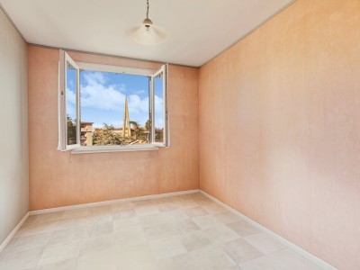 Appartement 5 pièces - 3 chambres A VENDRE - STE FOY LES LYON - 81.18 m2 - 210 000 &euro;