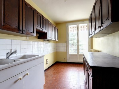 APPARTEMENT T5 - TASSIN LA DEMI LUNE - 111 m2 - VENDU