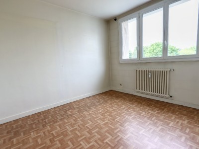 APPARTEMENT T5 - TASSIN LA DEMI LUNE - 111 m2 - VENDU
