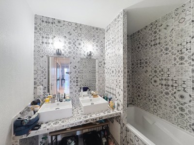 APPARTEMENT T5 A VENDRE - VILLEURBANNE - 96 m2 - 275 000 €