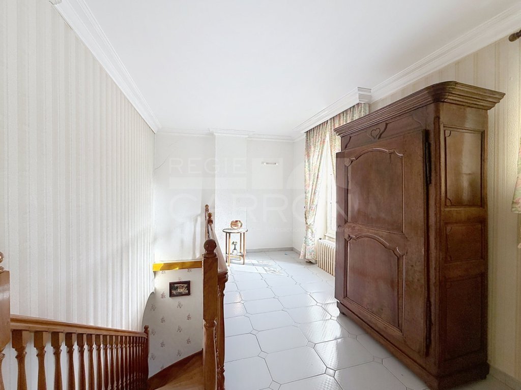 MAISON A VENDRE - FEYZIN Bandonnier - 166 m2 - 260�000�&euro;