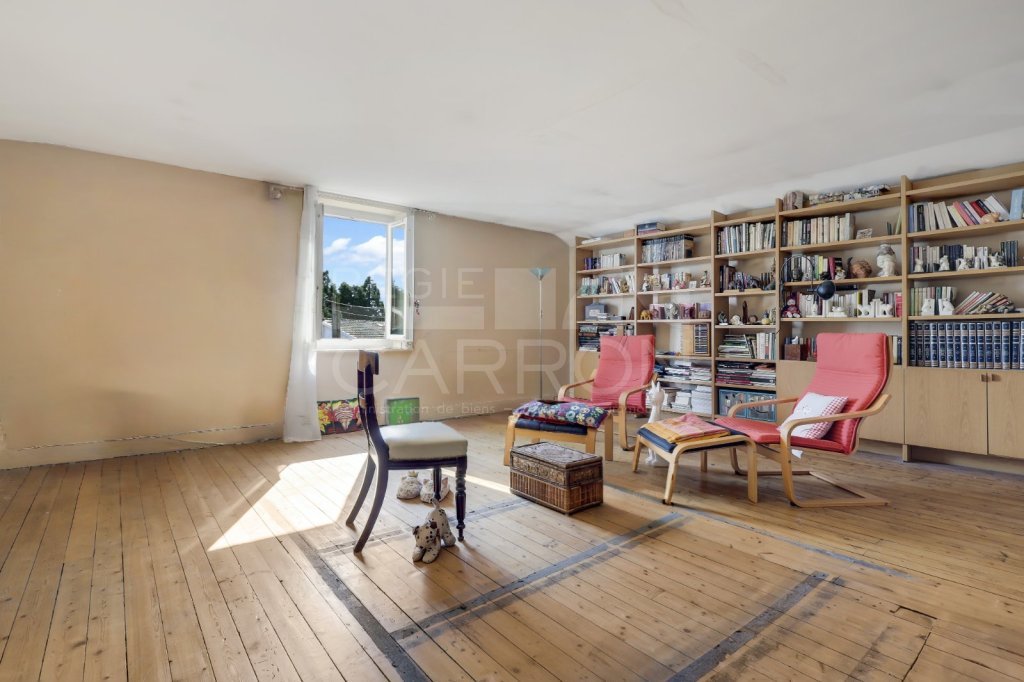 MAISON A VENDRE - FONTAINES ST MARTIN - 263 m2 - 845�000�&euro;