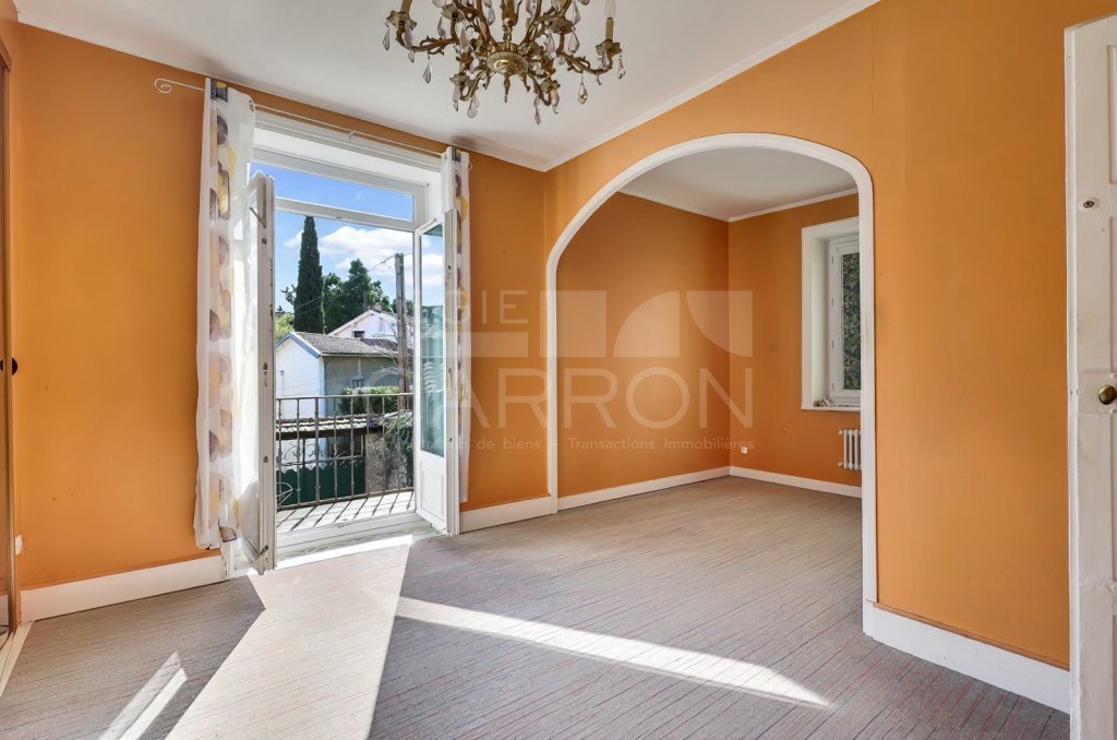 MAISON A VENDRE - FONTAINES ST MARTIN - 263 m2 - 845�000�&euro;