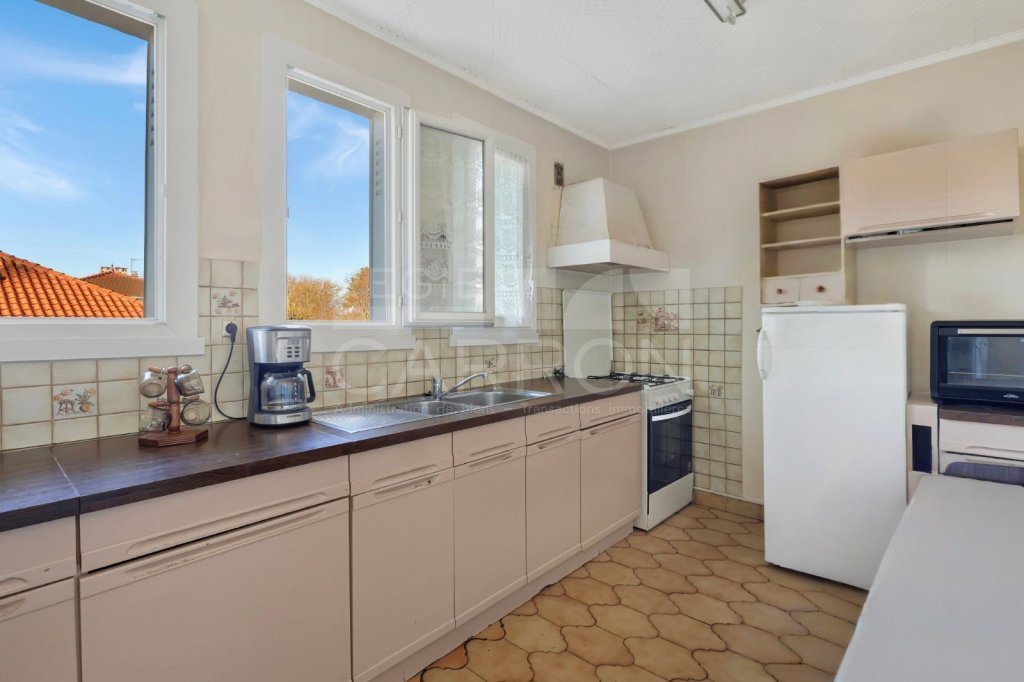 Maison 4 pi�ces avec balcon - 2 chambres A VENDRE - MEYZIEU - 105 m2 - 315�000�&euro;