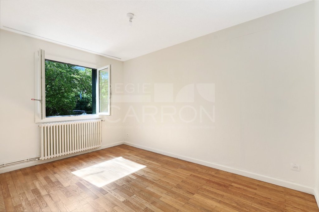 Maison 3 pièces avec garage A VENDRE - MEYZIEU - 65 m2 - 280 000 &euro;
