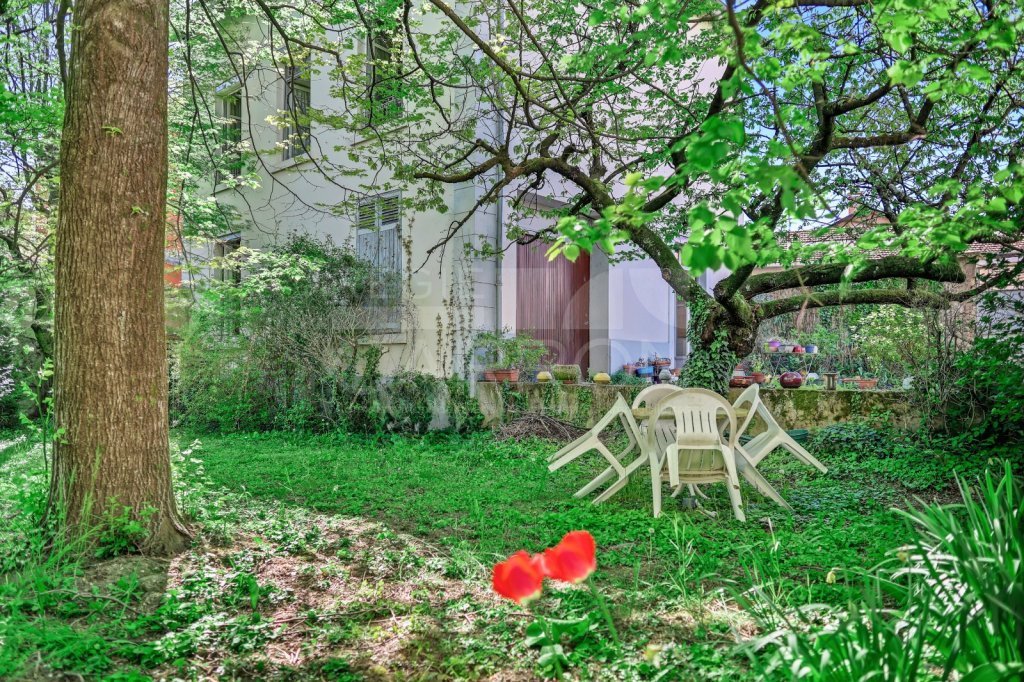 Maison 5 pièces - 3 chambres A VENDRE - OULLINS - 116 m2 - 530 000 &euro;