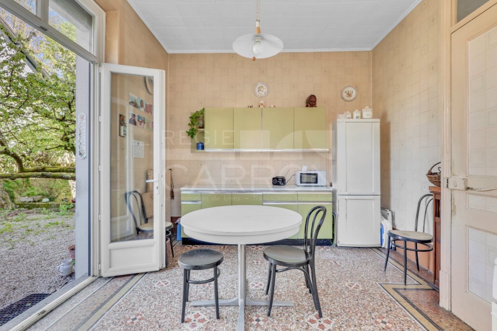 Maison 5 pièces - 3 chambres A VENDRE - OULLINS - 116 m2 - 530 000 &euro;