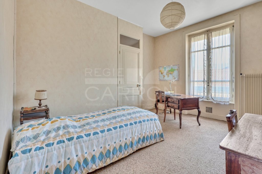 Maison 5 pièces - 3 chambres A VENDRE - OULLINS - 116 m2 - 530 000 &euro;