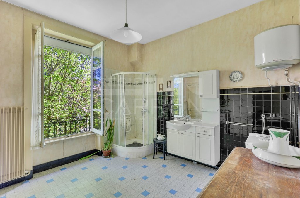 Maison 5 pièces - 3 chambres A VENDRE - OULLINS - 116 m2 - 530 000 &euro;