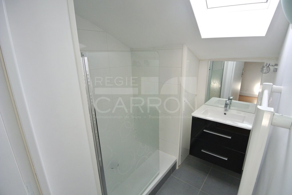 STUDIO A LOUER - CALUIRE ET CUIRE - 22.02 m2 - 475�&euro; charges comprises par mois