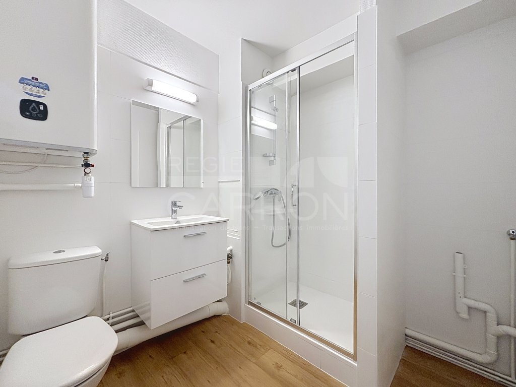 STUDIO A LOUER - LYON 3EME ARRONDISSEMENT - 25.19 m2 - 546�&euro; charges comprises par mois