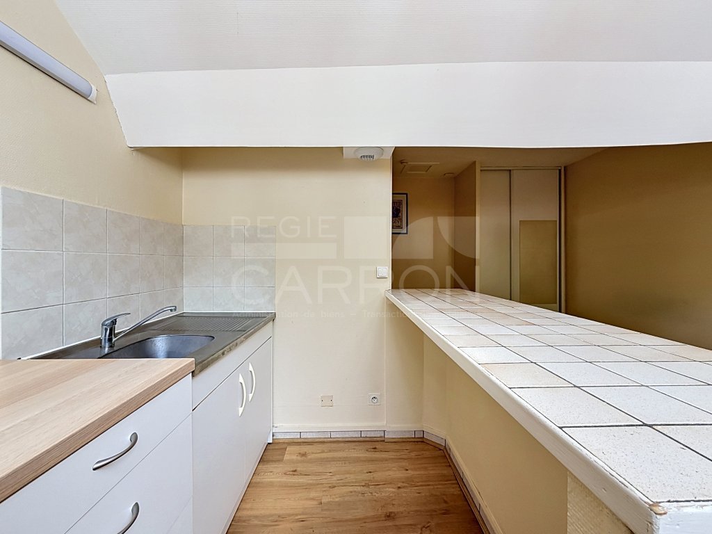 STUDIO A LOUER - LYON 5EME ARRONDISSEMENT - 23.57 m2 - 502 &euro; charges comprises par mois