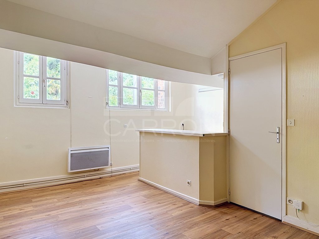 STUDIO A LOUER - LYON 5EME ARRONDISSEMENT - 23.57 m2 - 502 &euro; charges comprises par mois