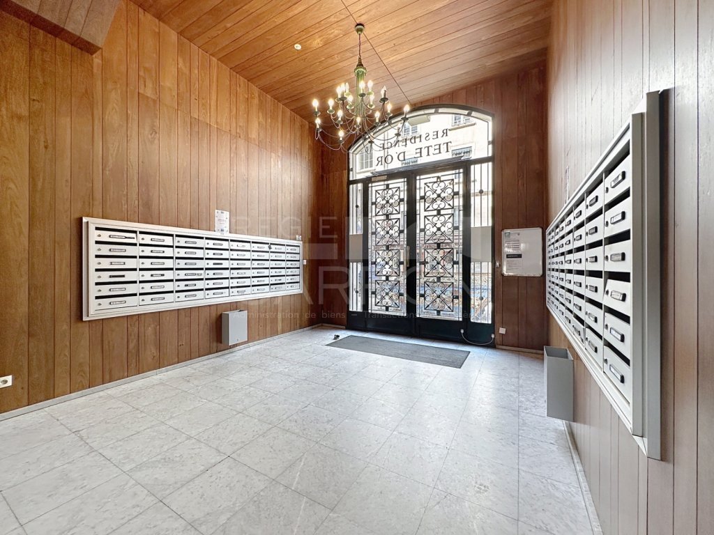 STUDIO A VENDRE - LYON 3EME ARRONDISSEMENT - 23.84 m2 - 135 000 &euro;