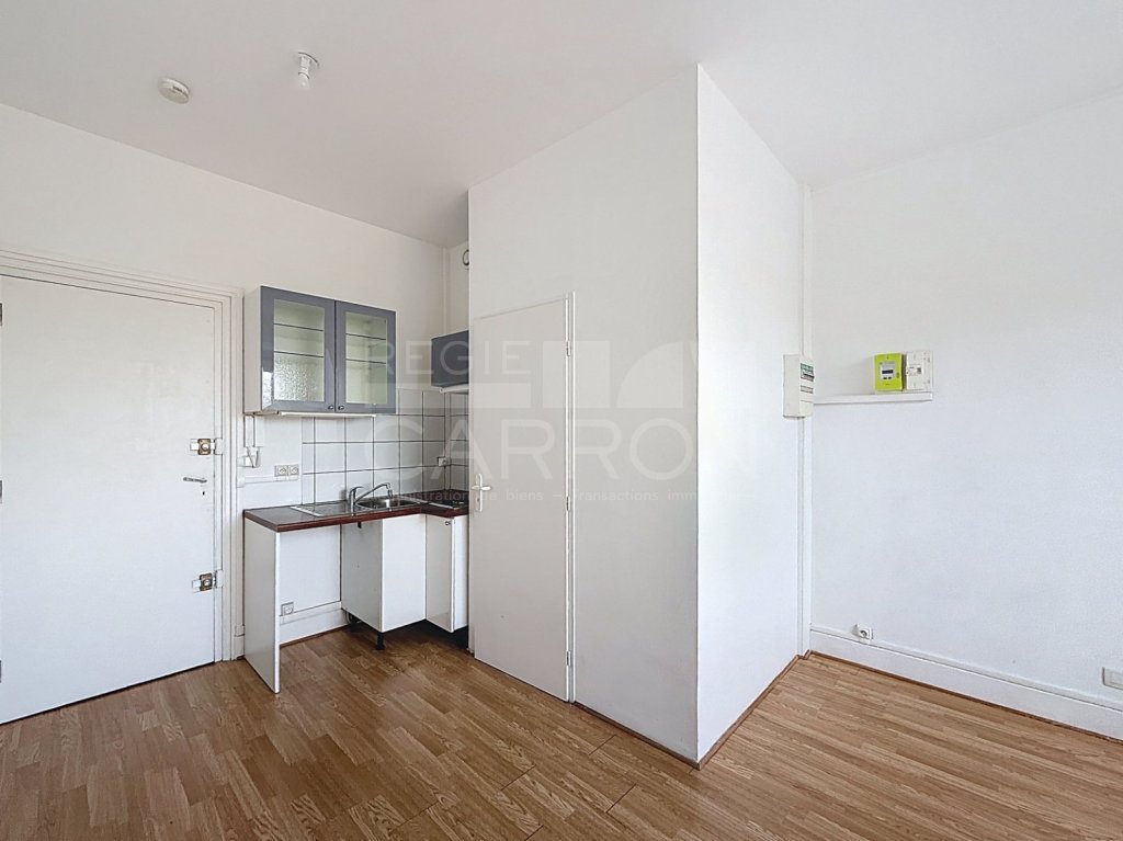 STUDIO A VENDRE - LYON 6EME ARRONDISSEMENT - 19 m2 - 165�000�&euro;