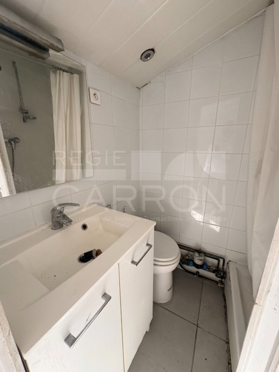 STUDIO A VENDRE - LYON 6EME ARRONDISSEMENT - 12.78 m2 - 75 000 &euro;