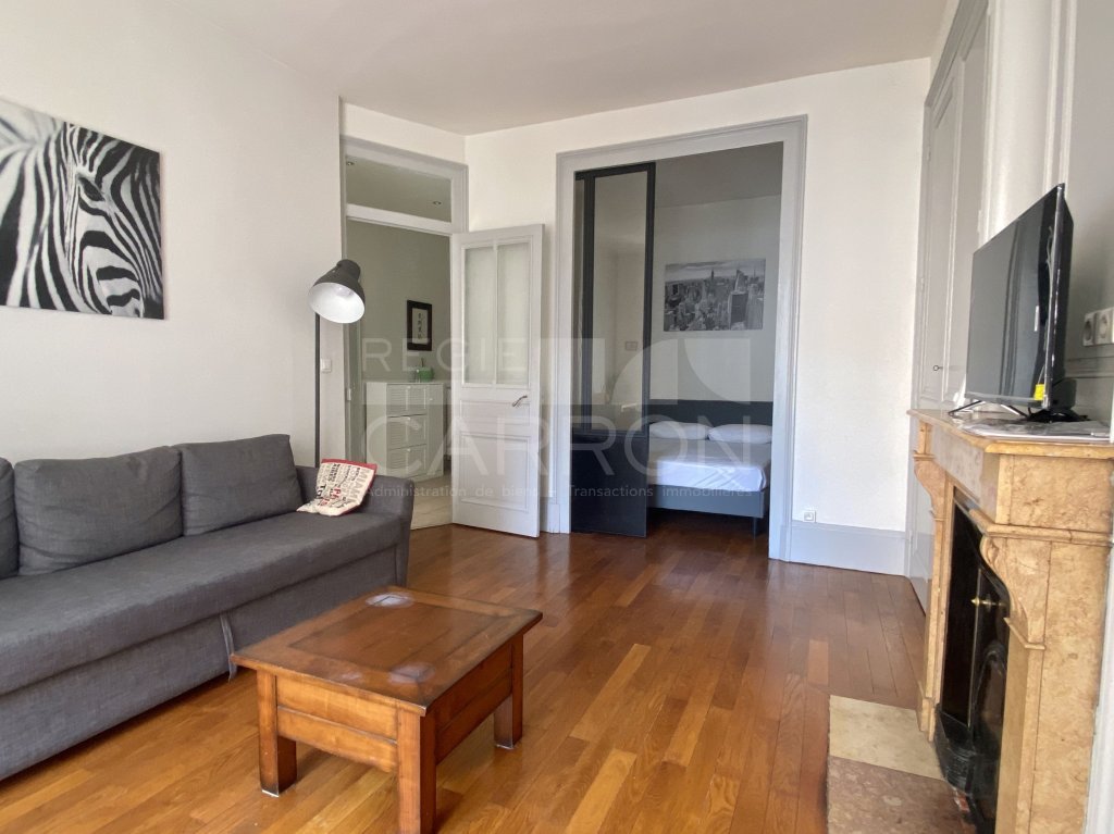 APPARTEMENT T1 A LOUER - LYON 3EME ARRONDISSEMENT - 48.61 m2 - 989€ charges comprises par mois
