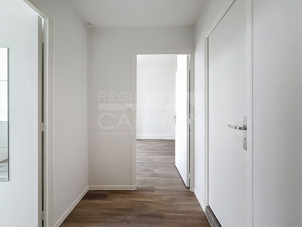 APPARTEMENT T1 A LOUER - LYON 6EME ARRONDISSEMENT - 41.09 m2 - 884 &euro; charges comprises par mois