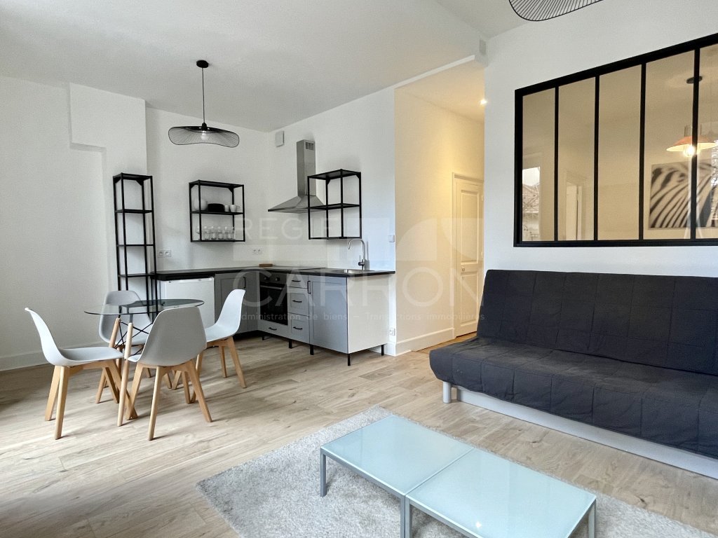 APPARTEMENT T1 A LOUER - LYON 9EME ARRONDISSEMENT - 40.91 m2 - 911�&euro; charges comprises par mois