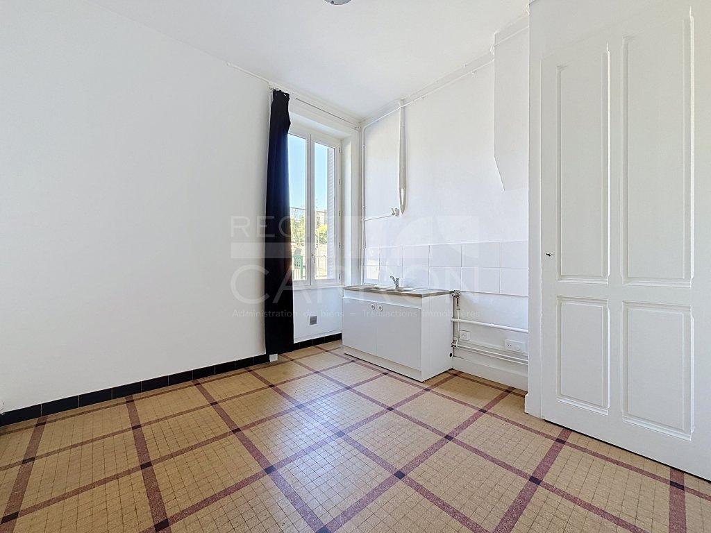 APPARTEMENT T1 A LOUER - LYON 9EME ARRONDISSEMENT VALMY - 39.9 m2 - 631 &euro; charges comprises par mois