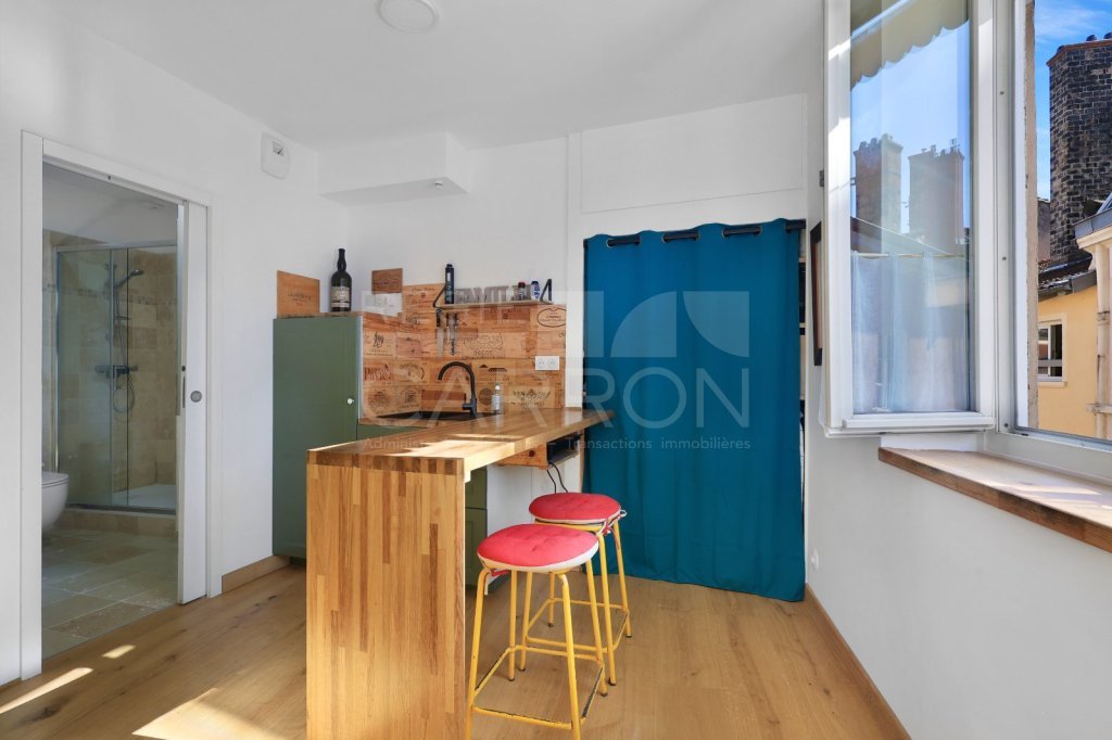 Appartement 2 pièces  - 1 chambre A VENDRE - LYON 1ER ARRONDISSEMENT - 29 m2 - 199 000 &euro;