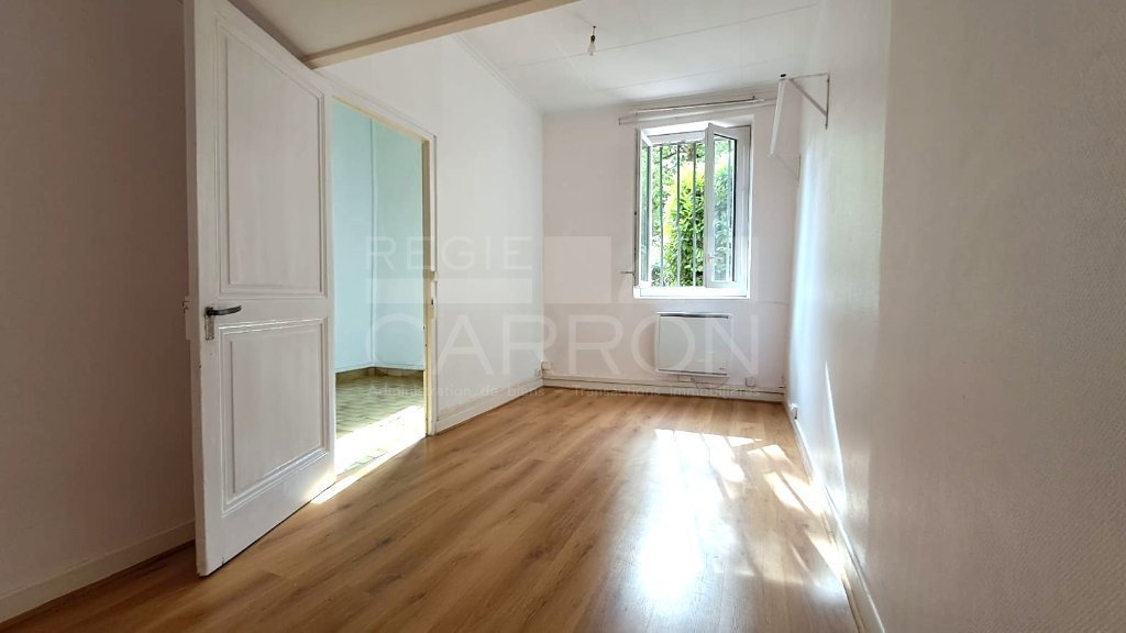 APPARTEMENT T1 A VENDRE - LYON 4EME ARRONDISSEMENT - 27 m2 - 139 000 &euro;