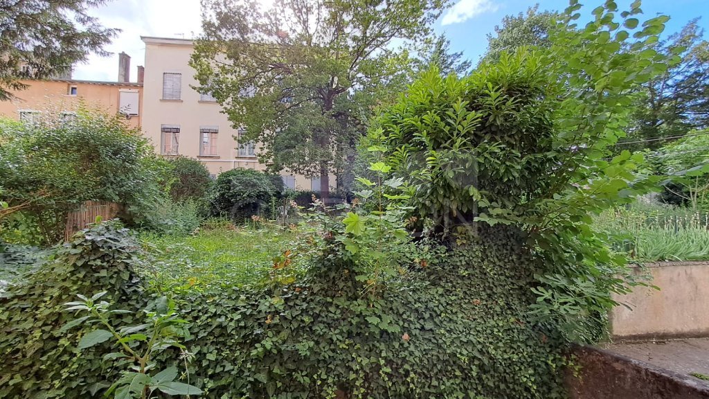 APPARTEMENT T1 A VENDRE - LYON 4EME ARRONDISSEMENT - 27 m2 - 139 000 &euro;