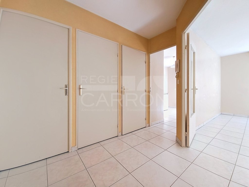 APPARTEMENT T1 A VENDRE - LYON 7EME ARRONDISSEMENT - 40 m2 - 189 000 &euro;