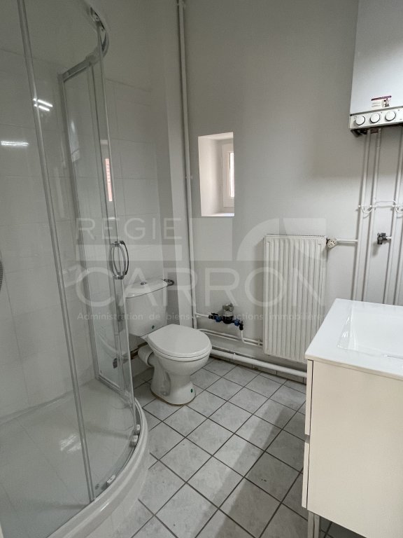 APPARTEMENT T2 A LOUER - CALUIRE ET CUIRE - 36.2 m2 - 757 &euro; charges comprises par mois