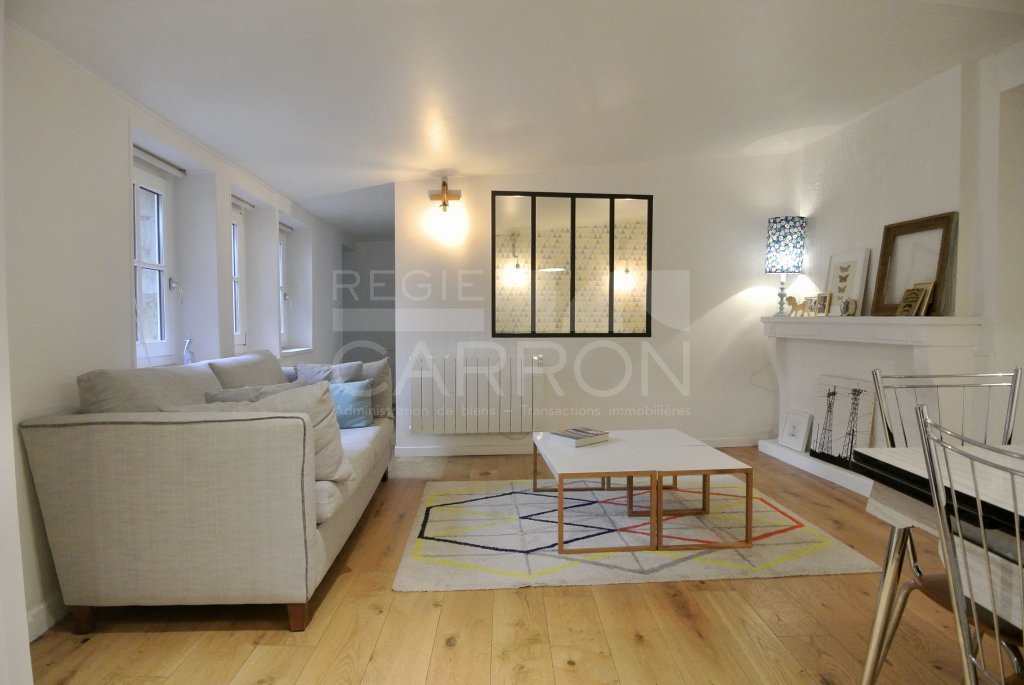APPARTEMENT T2 A LOUER - LYON 1ER ARRONDISSEMENT - 35.24 m2 - 940 &euro; charges comprises par mois