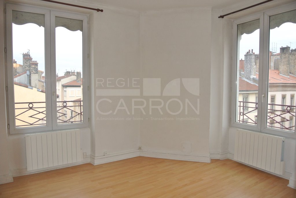 APPARTEMENT T2 A LOUER - LYON 2EME ARRONDISSEMENT - 52.82 m2 - 813€ charges comprises par mois