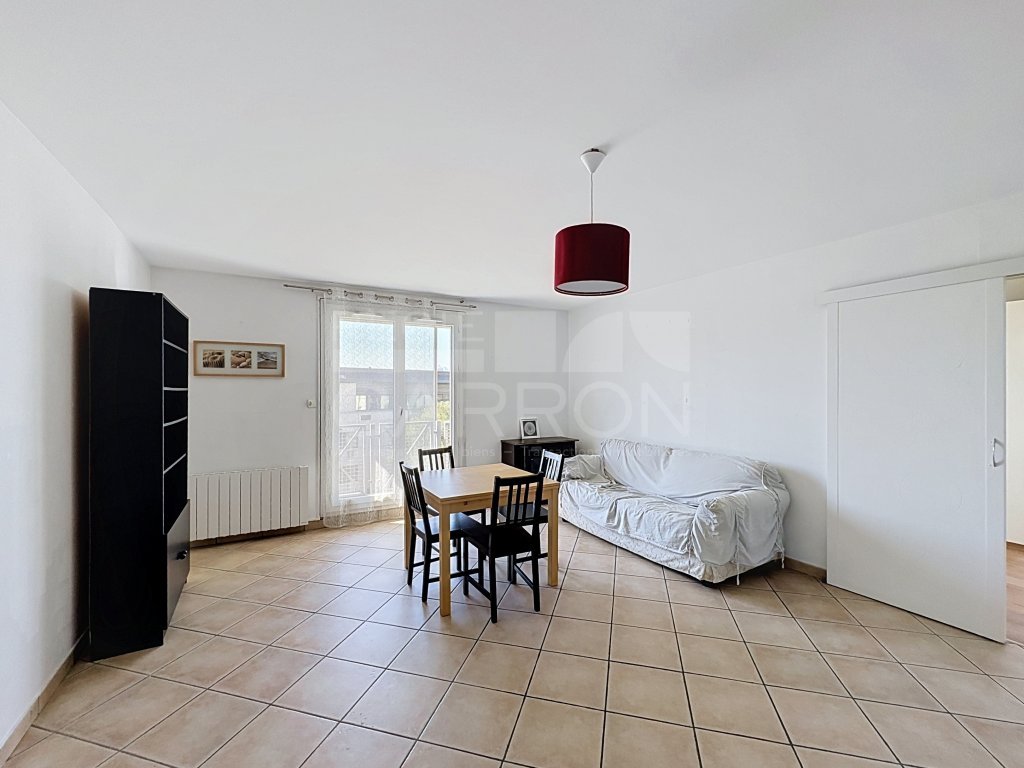 APPARTEMENT T2 A LOUER - LYON 3EME ARRONDISSEMENT - 46.1 m2 - 872 &euro; charges comprises par mois