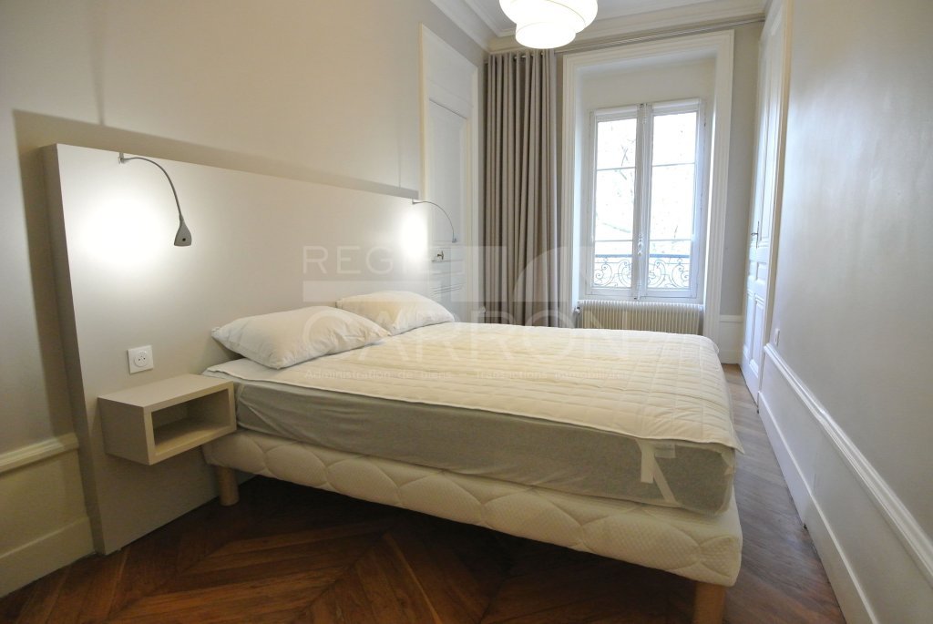 APPARTEMENT T2 A LOUER - LYON 3EME ARRONDISSEMENT - 50.67 m2 - 1 068 &euro; charges comprises par mois