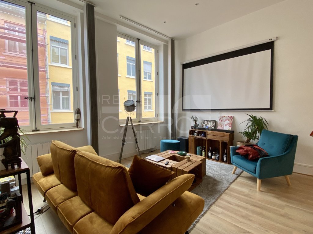 APPARTEMENT T2 A LOUER - LYON 4EME ARRONDISSEMENT - 64.86 m2 - 1 251 &euro; charges comprises par mois