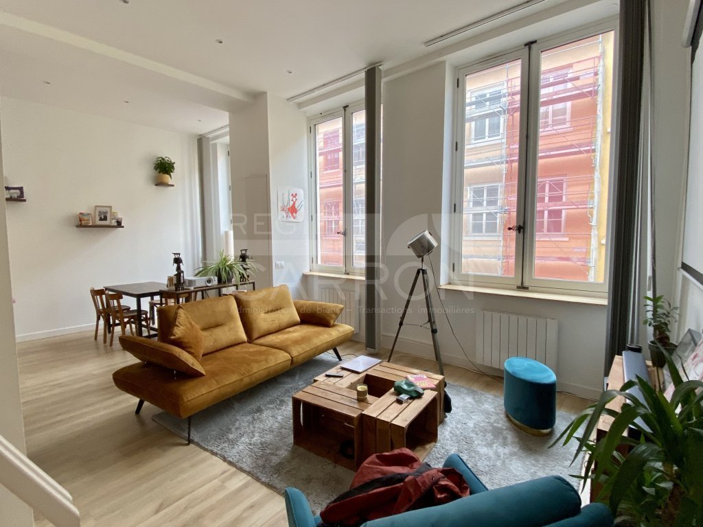 APPARTEMENT T2 A LOUER - LYON 4EME ARRONDISSEMENT - 64.86 m2 - 1 251 &euro; charges comprises par mois
